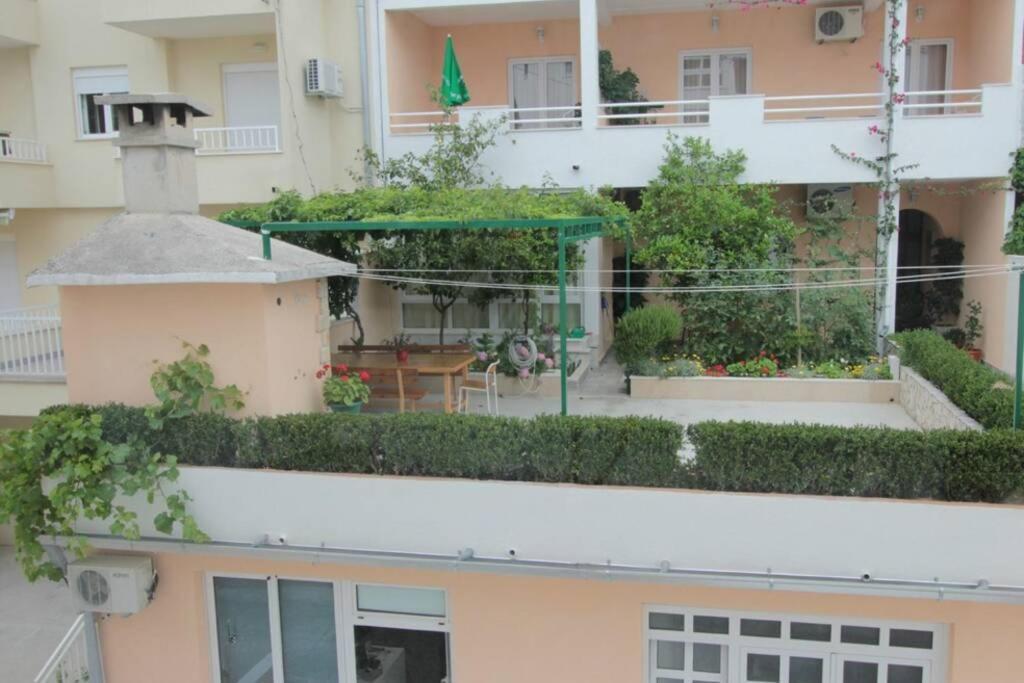 Cosey Studio Apartment For 2 Free Private Parking Makarska Zewnętrze zdjęcie