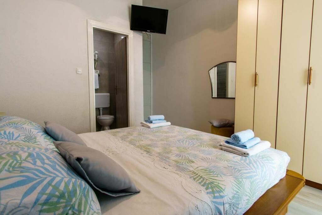 Cosey Studio Apartment For 2 Free Private Parking Makarska Zewnętrze zdjęcie